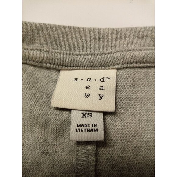 A New Day Women's Gold/Tan Short Sleeve T- Top Size XS - Picture 6 of 6